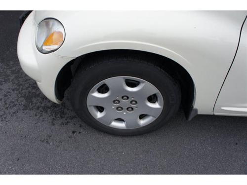 Chrysler PT Cruiser 2004 photo 2