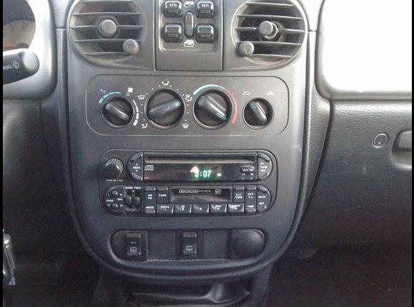 Chrysler PT Cruiser 2004 photo 3