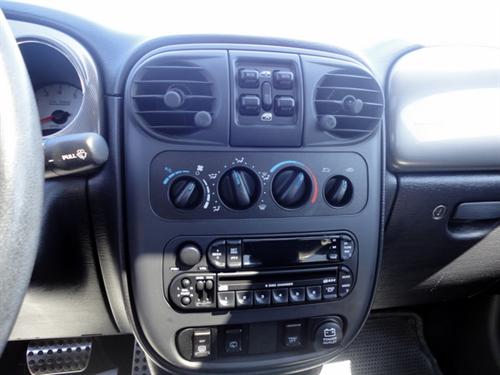 Chrysler PT Cruiser 2004 photo 1