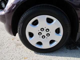 Chrysler PT Cruiser 2004 photo 2