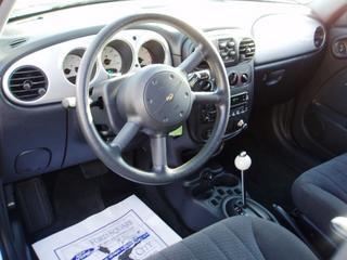 Chrysler PT Cruiser 2004 photo 3