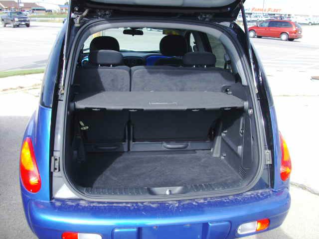 Chrysler PT Cruiser 2004 photo 2