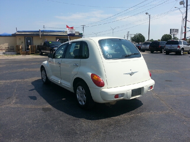Chrysler PT Cruiser 2004 photo 1