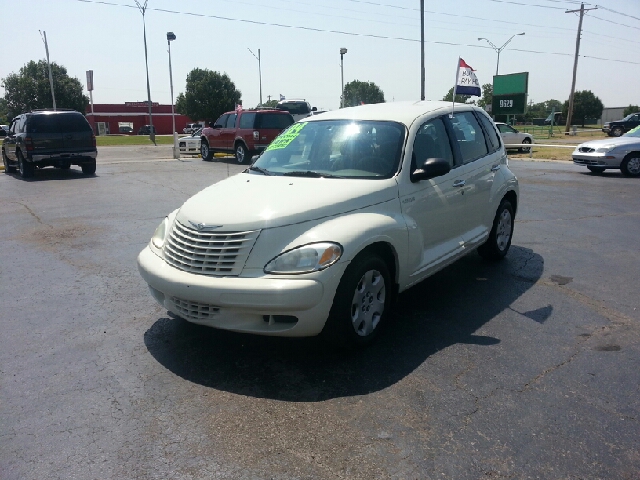 Chrysler PT Cruiser 2004 photo 3