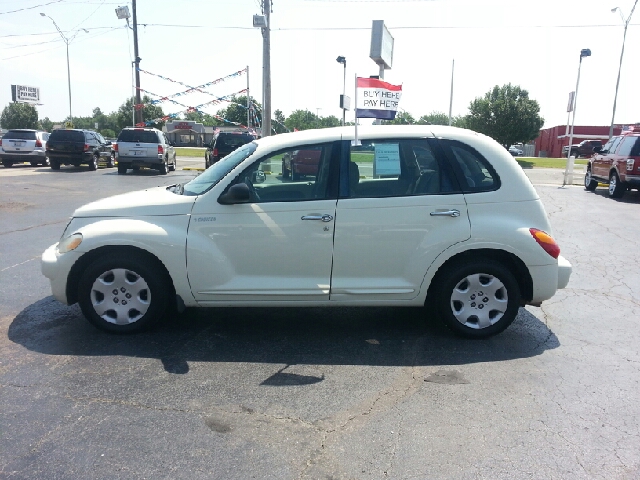 Chrysler PT Cruiser 2004 photo 4