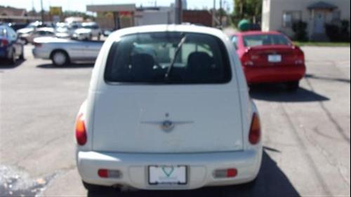 Chrysler PT Cruiser 2004 photo 3