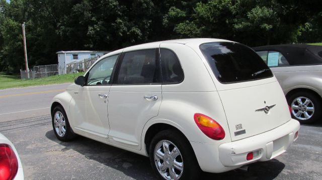 Chrysler PT Cruiser 2004 photo 1