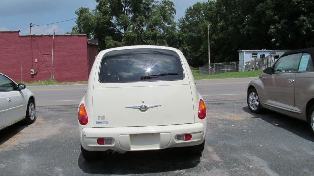 Chrysler PT Cruiser 2004 photo 4