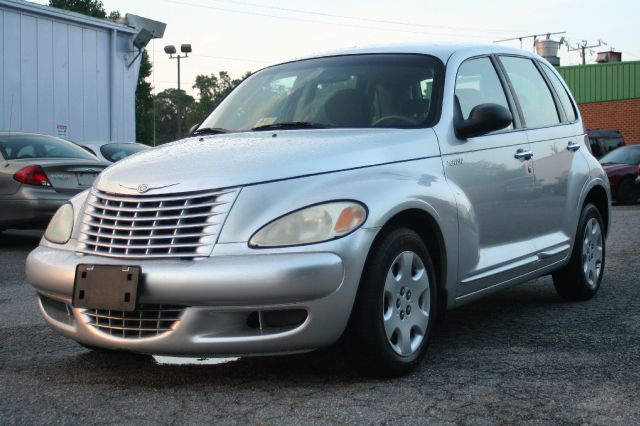 Chrysler PT Cruiser 2004 photo 3