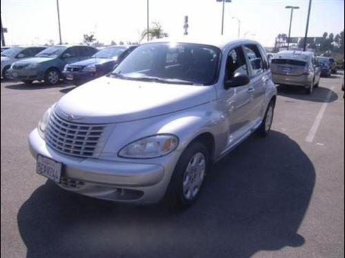 Chrysler PT Cruiser 2004 photo 2