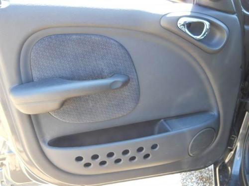 Chrysler PT Cruiser 2004 photo 2