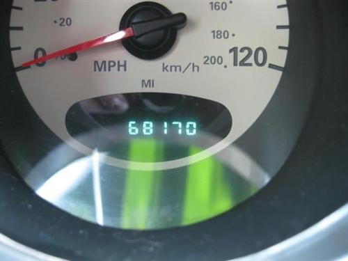 Chrysler PT Cruiser 2004 photo 2