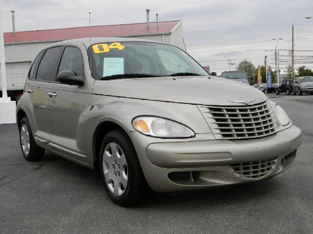 Chrysler PT Cruiser 2004 photo 2