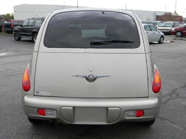 Chrysler PT Cruiser 2004 photo 4