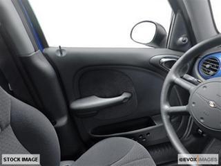 Chrysler PT Cruiser 2004 photo 2
