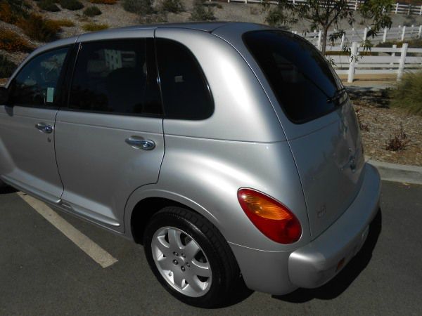 Chrysler PT Cruiser 2004 photo 4