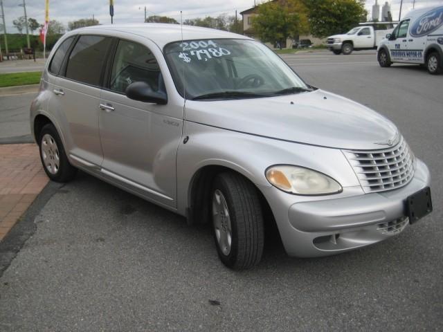 Chrysler PT Cruiser 2004 photo 2