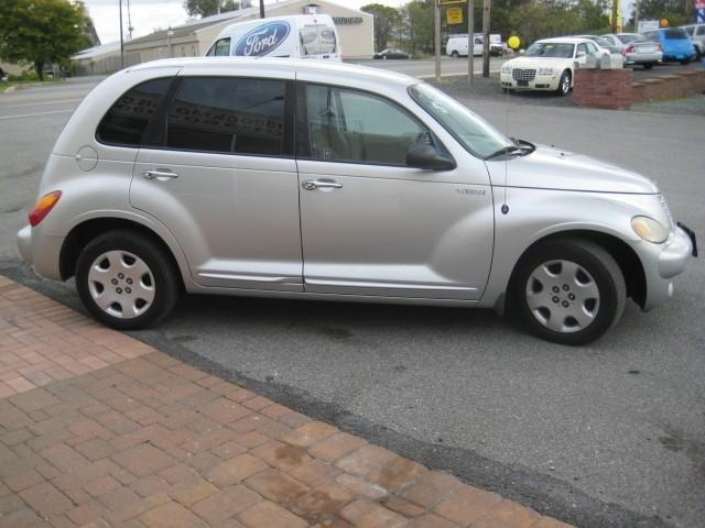 Chrysler PT Cruiser 2004 photo 3