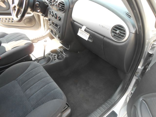Chrysler PT Cruiser 2004 photo 0
