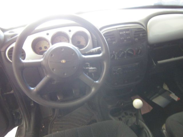 Chrysler PT Cruiser 2004 photo 1