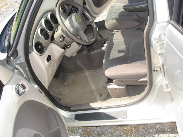 Chrysler PT Cruiser 2004 photo 4