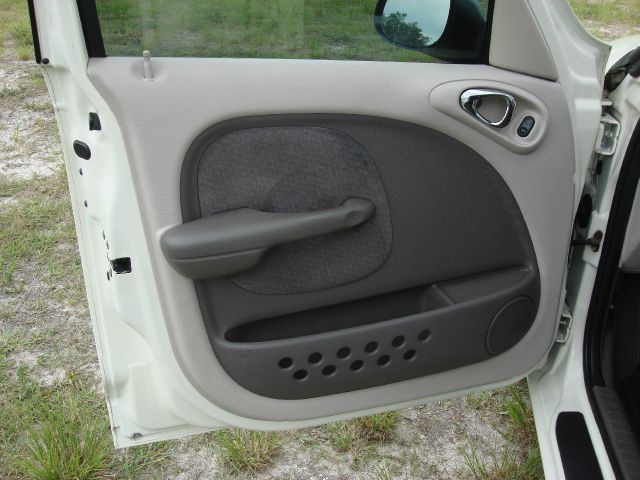 Chrysler PT Cruiser 2005 photo 4