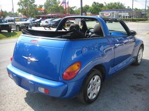 Chrysler PT Cruiser 2005 photo 2