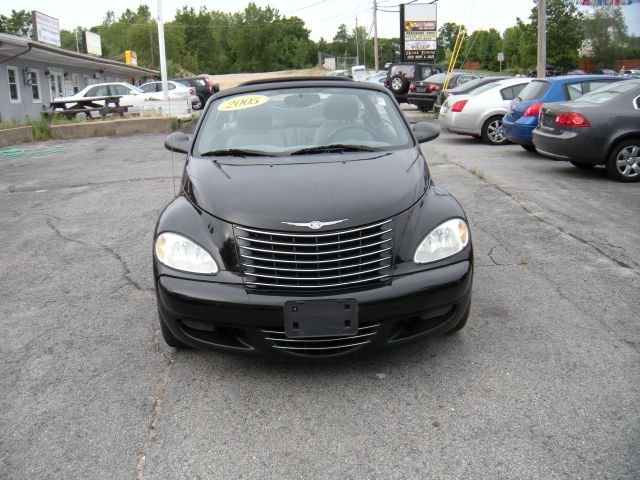 Chrysler PT Cruiser 2005 photo 2