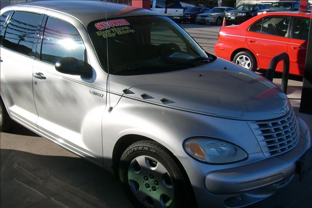 Chrysler PT Cruiser 2005 photo 2