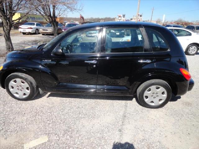 Chrysler PT Cruiser 2005 photo 17