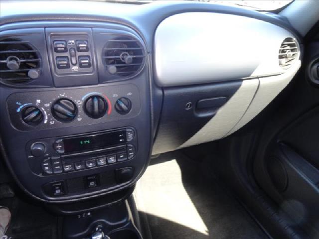 Chrysler PT Cruiser 2005 photo 8