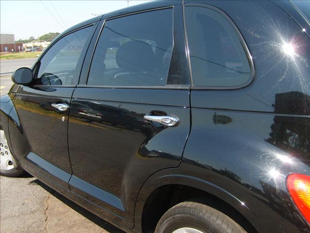 Chrysler PT Cruiser 2005 photo 2