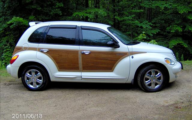 Chrysler PT Cruiser Sedan Sport PKG Wagon
