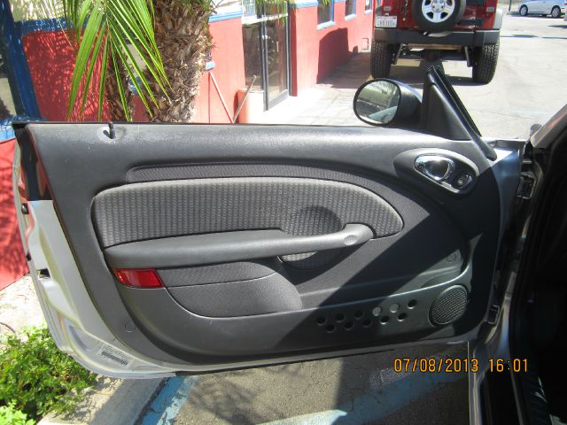 Chrysler PT Cruiser 2005 photo 1