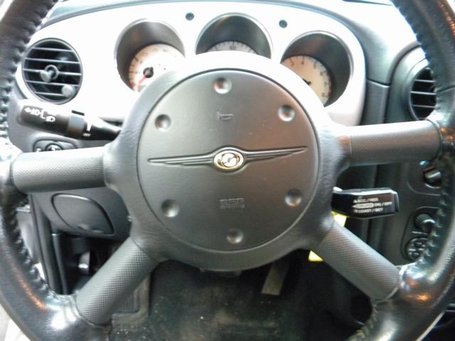 Chrysler PT Cruiser 2005 photo 2