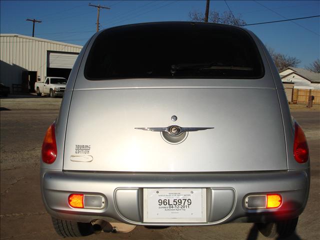 Chrysler PT Cruiser 2005 photo 2
