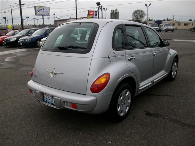 Chrysler PT Cruiser 2005 photo 2