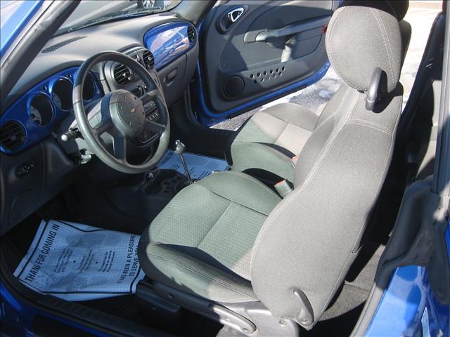 Chrysler PT Cruiser 2005 photo 2