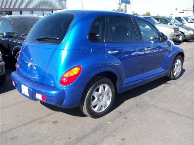 Chrysler PT Cruiser 2005 photo 2