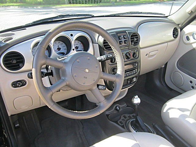 Chrysler PT Cruiser RTX CREW CAB SUV