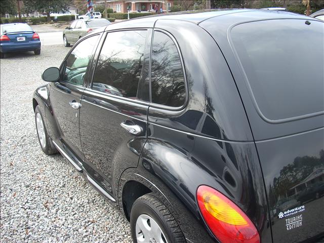 Chrysler PT Cruiser 2005 photo 2