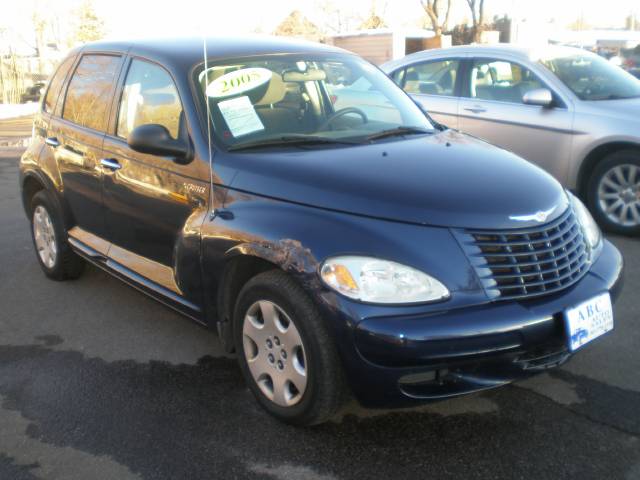 Chrysler PT Cruiser 2005 photo 2