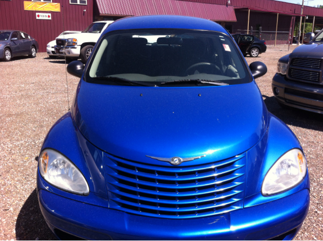 Chrysler PT Cruiser Base SUV
