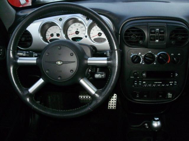Chrysler PT Cruiser 2005 photo 3