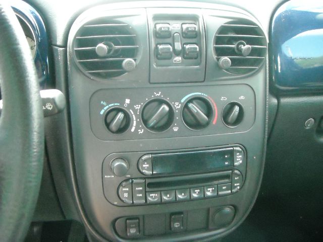 Chrysler PT Cruiser 2005 photo 16