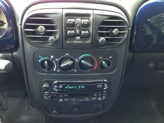 Chrysler PT Cruiser 2005 photo 2