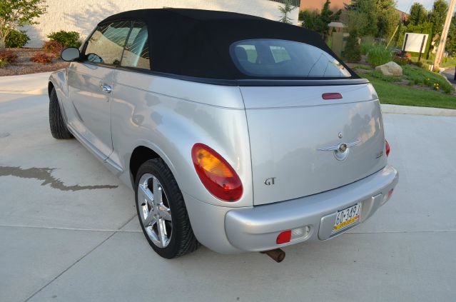 Chrysler PT Cruiser 2005 photo 2