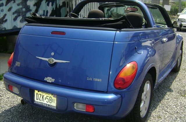 Chrysler PT Cruiser 2005 photo 2