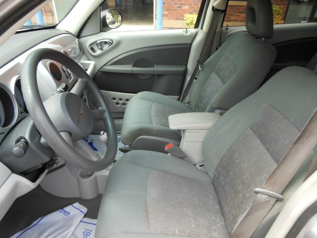 Chrysler PT Cruiser CX W/comfortconvience SUV