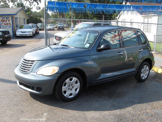 Chrysler PT Cruiser Base SUV